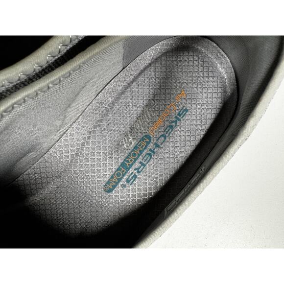 Skechers Women's Casual Breathe-Easy-A-Look Mary Jane Flat Size 11 Gray - Picture 13 of 14